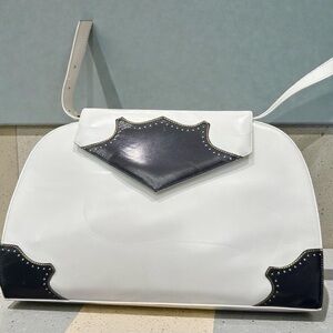 BALLY vintage white & navy leather Crossbody shoulder bag made in Italy 80’s